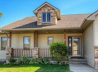 1017 NW Rolling Rock Rd, Ankeny, IA 50023