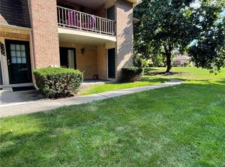 2766 Rolling Green Pl, Macungie, PA 18062