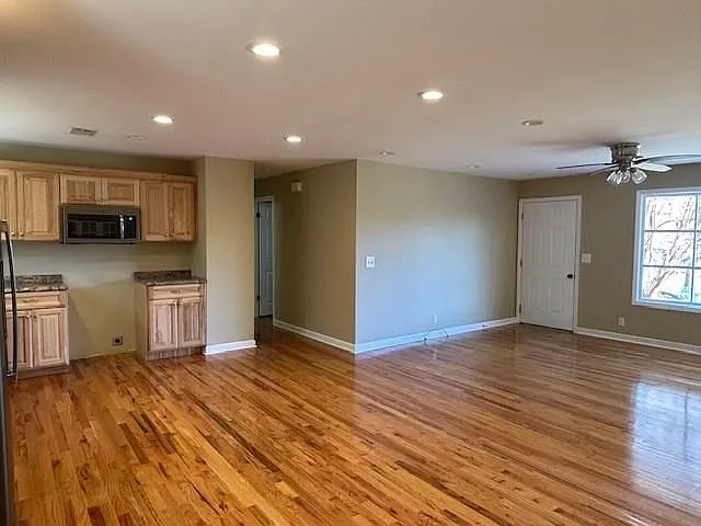 207 Cherry Hill Dr — Photo 9