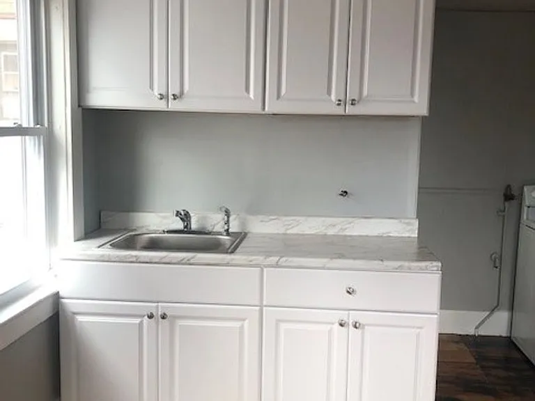 66 Green St — Photo 5