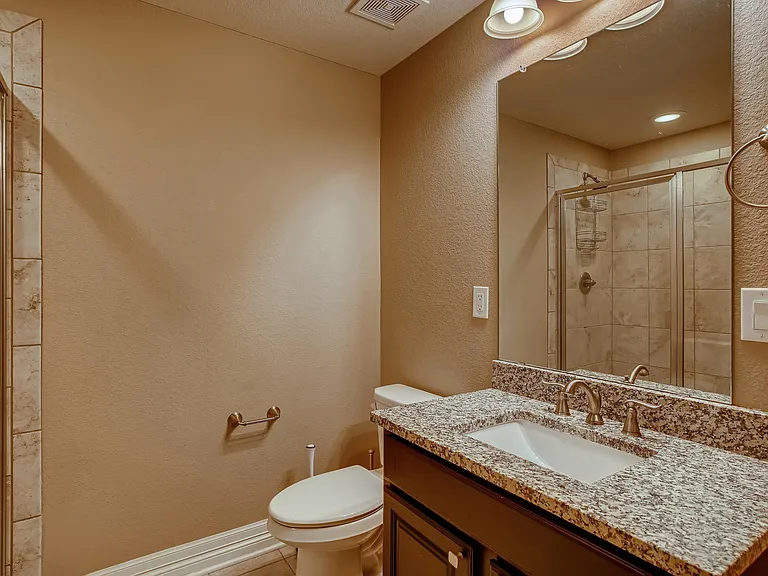 12854 Fisher Dr — Photo 16