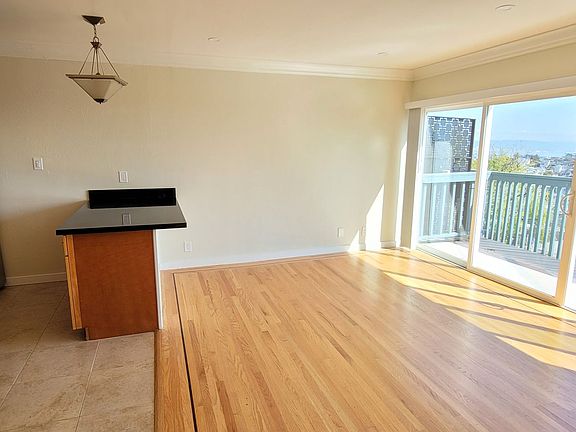 3rd image of 3649 Market St #303