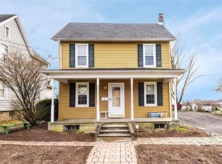 25 W 3rd St, Wind Gap, PA 18091