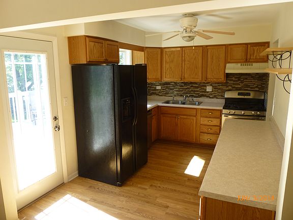 5th image of 8229 Lindenwood Ln