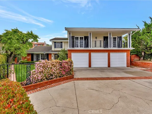 4 Malibu Cir, Corona Del Mar, CA 92625