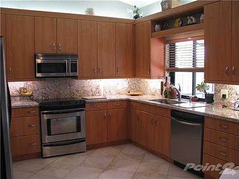 4th image of 14900 Featherstone Way