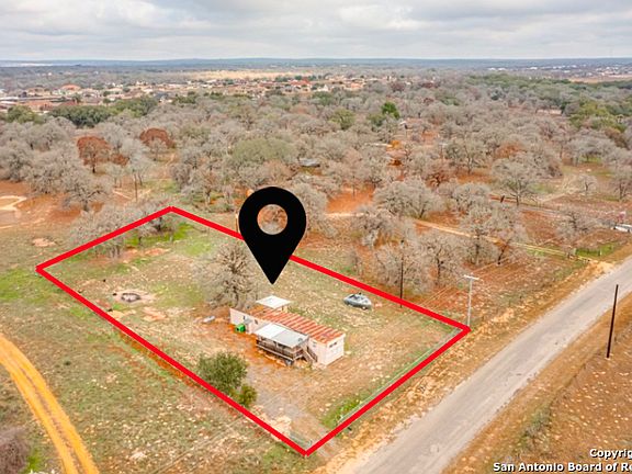 2nd image of 771 COUNTY ROAD 320