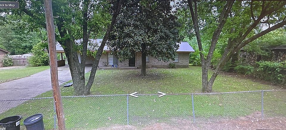 2nd image of 624 Grim St