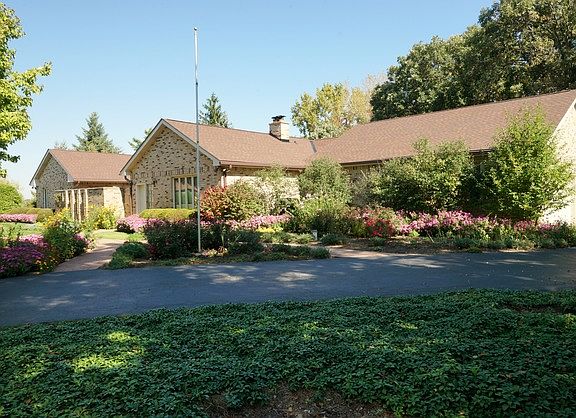 4th image of 18N181 Hidden Hills Trl