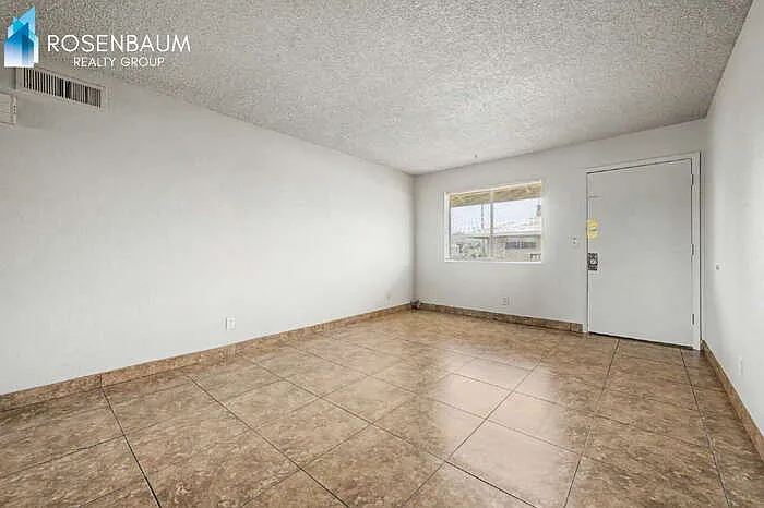 1746 E 6th Ave #1746 — Photo 9