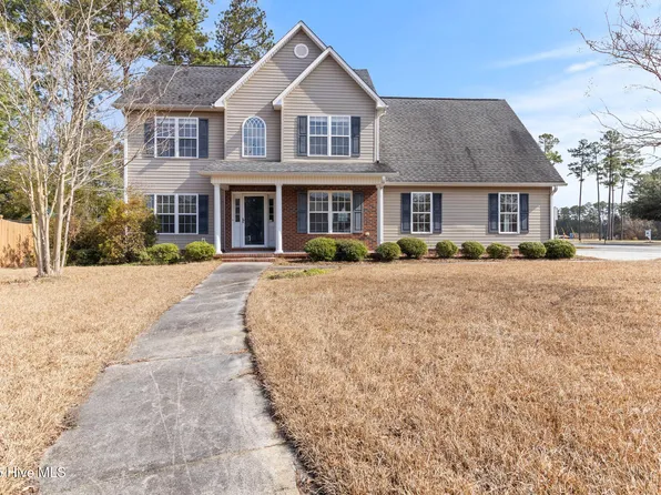 915 Savannah Drive, Jacksonville, NC 28546
