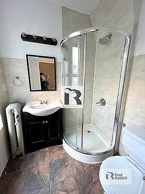 4th image of 643 Prospect Pl #12A