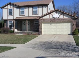 33695 Elmira Ct, Livonia, MI 48150