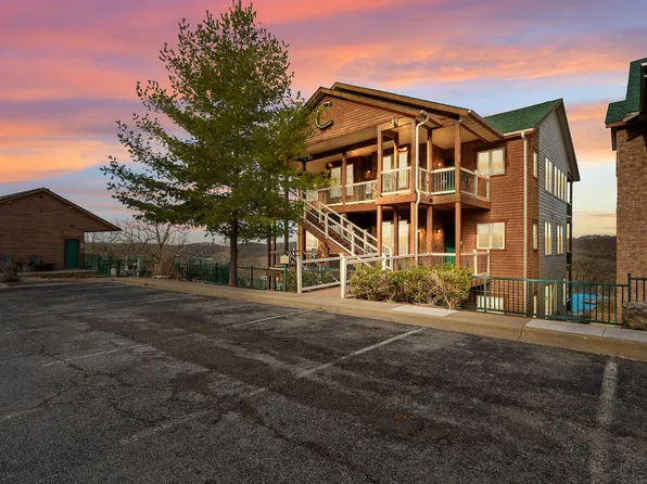 15 Stone Cliff Circle #2 BLDG C, Branson, MO 65616