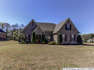 3189 Emery Cir S, Nesbit, MS 38651