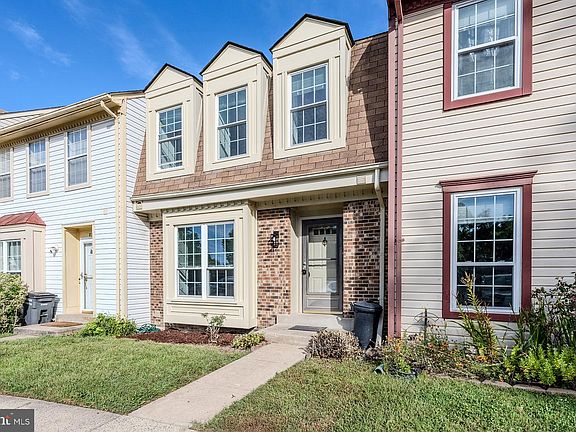 3rd image of 8528 Bauer Dr