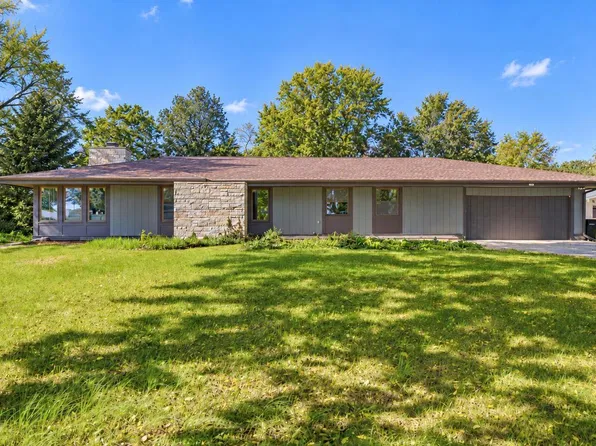 9115 N Deer COURT, Brown Deer, WI 53223