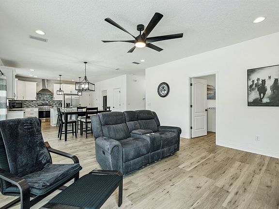 5th image of 15466 Bullock Bluff Rd