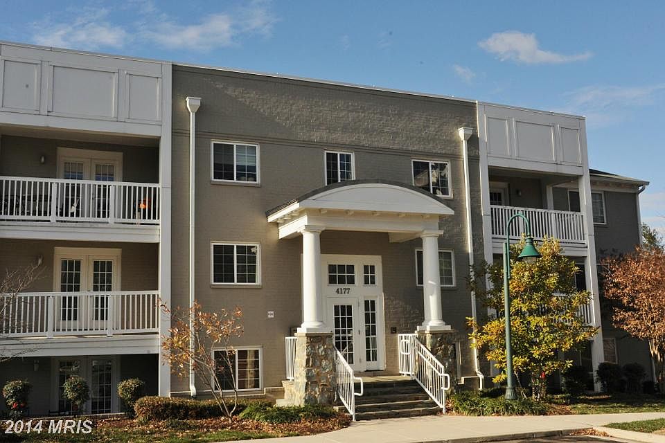 1st image of 4177 S Four Mile Run Dr Unit 301
