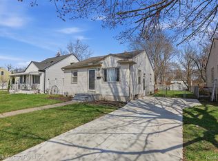14717 Poplar St, Southgate, MI 48195