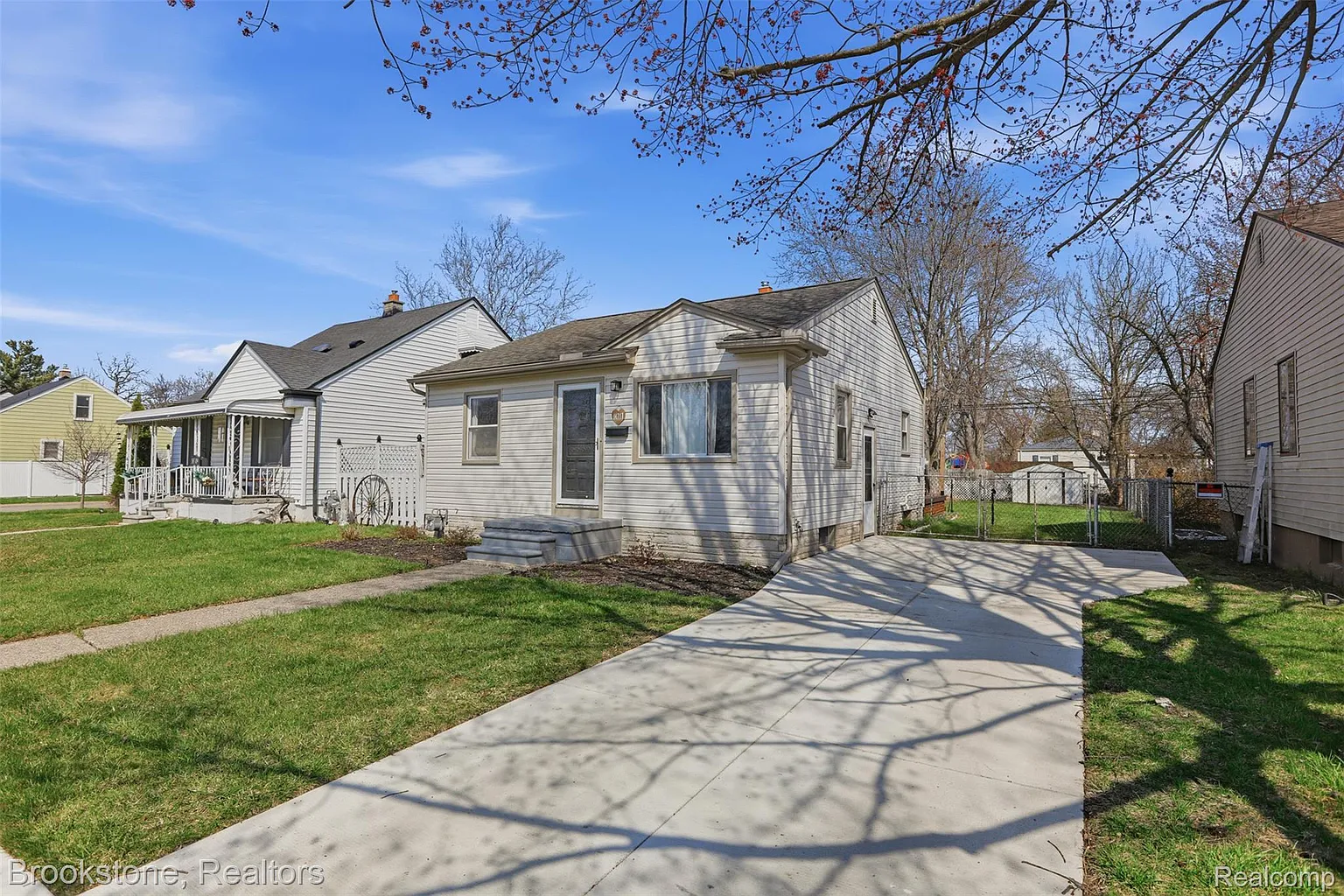 14717 Poplar St photo 1