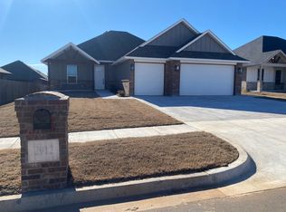 2912 Kingswood Dr, Norman, OK 73071