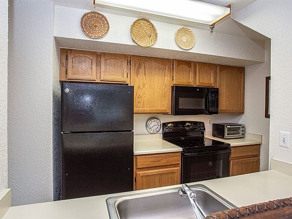 5th image of 715 S 5th Avenue UNIT 270