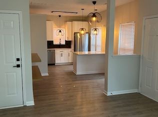 9033 Cinnabay Dr, Charlotte, NC 28216