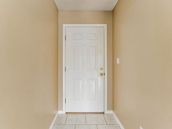 4th image of 1545 Kitty Hawk Dr