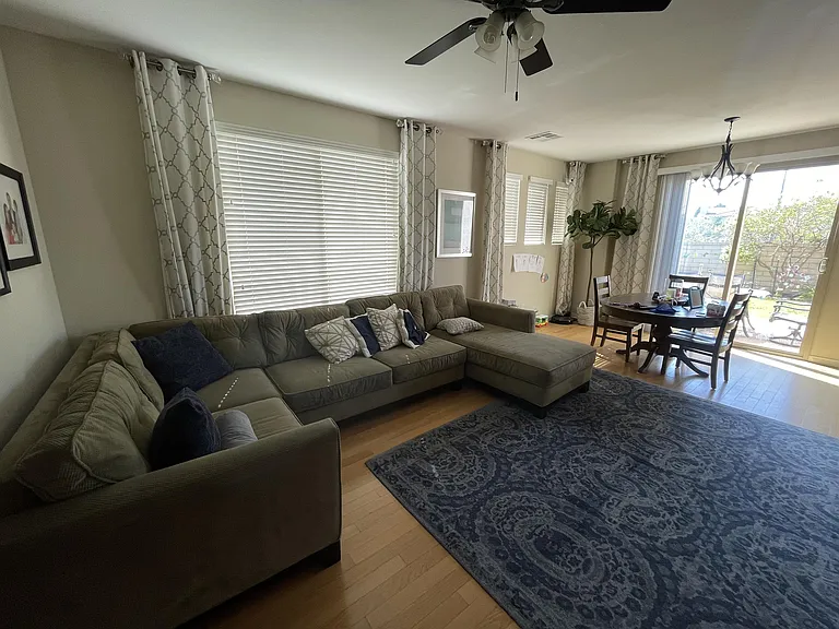 11320 Laurelcrest Dr — Photo 10