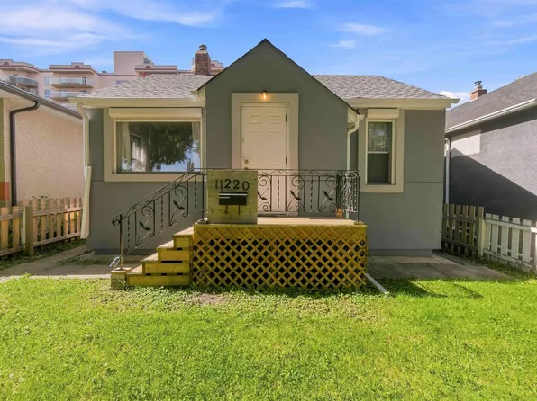 11220 84th St NW, Edmonton, AB T5B 3A9