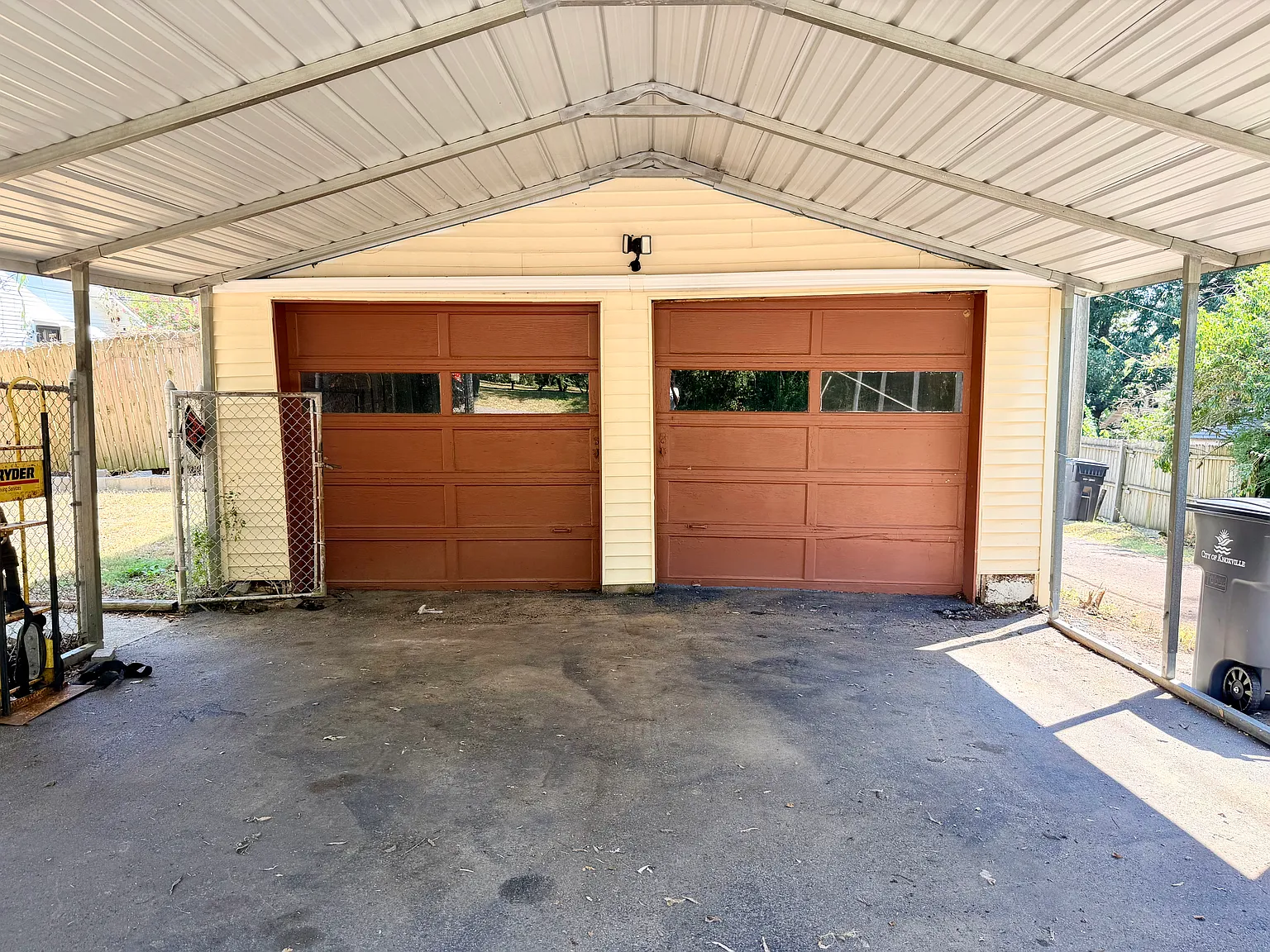 3 bed, 1500 sqft, $2,195 — Photo 2