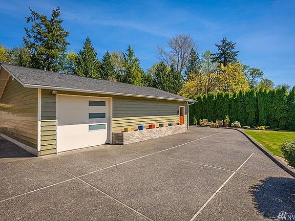 5th image of 1307 Cypress Ln