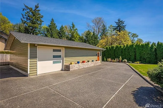 1307 Cypress Ln — Photo 5