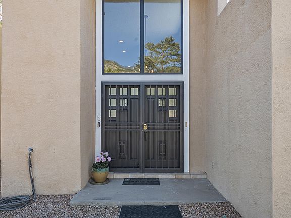 5th image of 4907 Glenwood Hills Dr NE