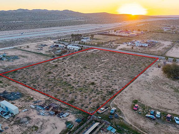 4th image of 263 Hidden River Rd