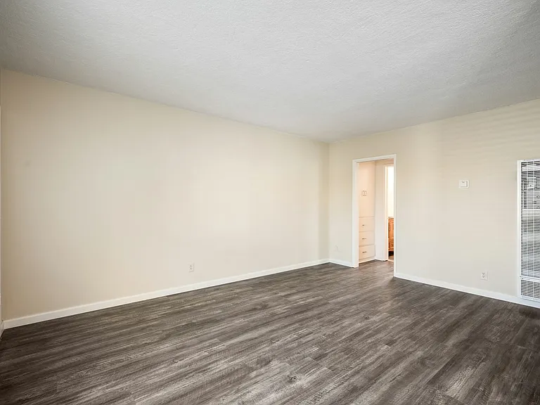 717 S Meyler St #B — Photo 6