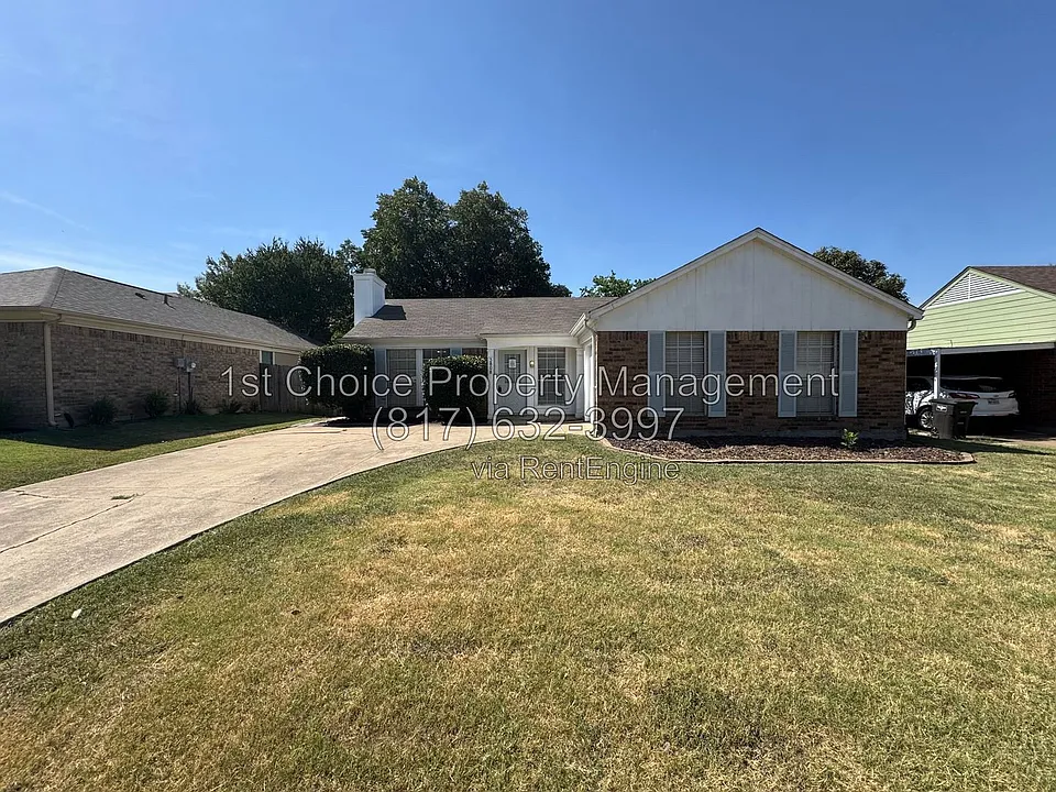 3808 Staghorn Cir S