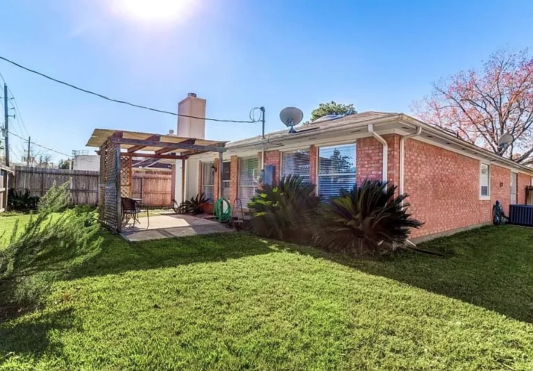 21722 Ridgewood Dr — Photo 21