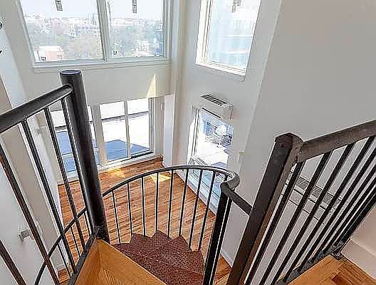 3rd image of 363 Winthrop St #6F