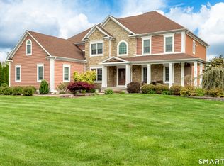 6 Congress Drive, Cromwell, CT 06416