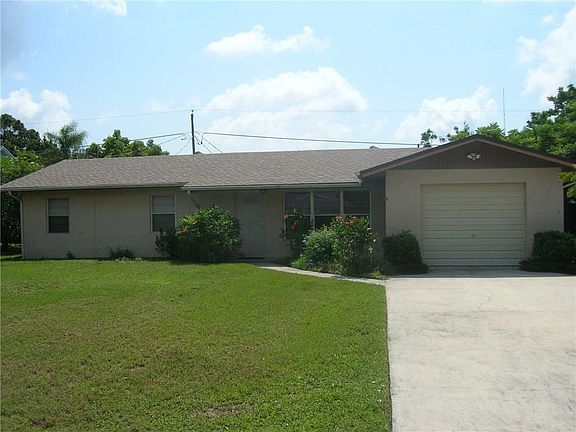 2nd image of 136 14th Ave
