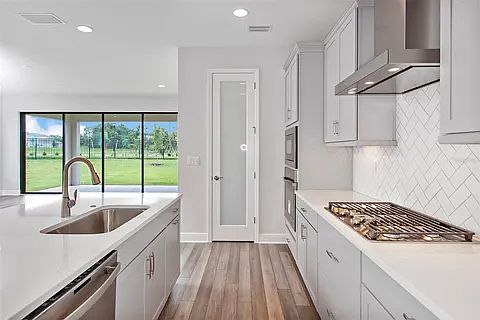 3rd image of 6227 Golden Nettle Dr #1