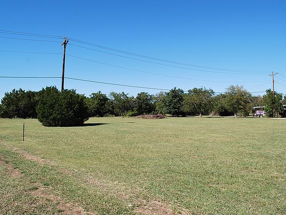 4th image of 422 Northwood Dr
