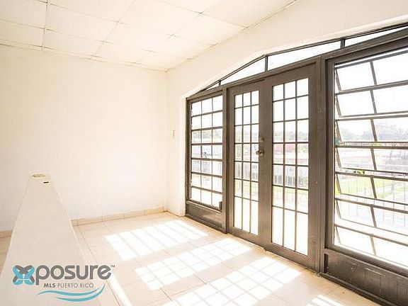 4th image of 16 Calle Rosa Sg Urbanizacion Valle Hermoso Sur