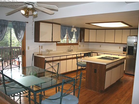 5th image of 916 W Plum Cir