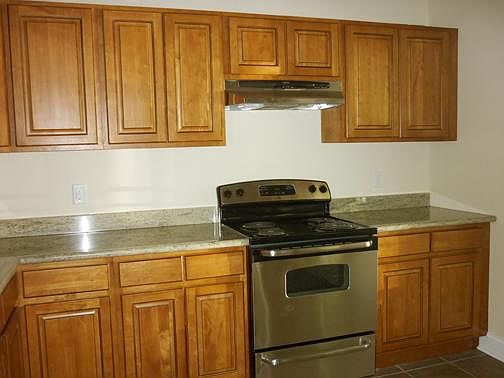 4th image of 825 Hillary St #0