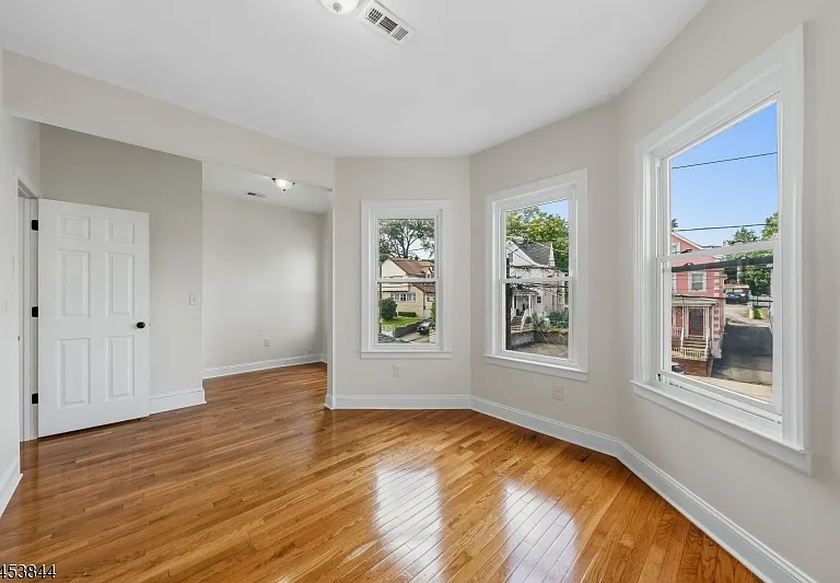 136 Elm St #1 — Photo 3