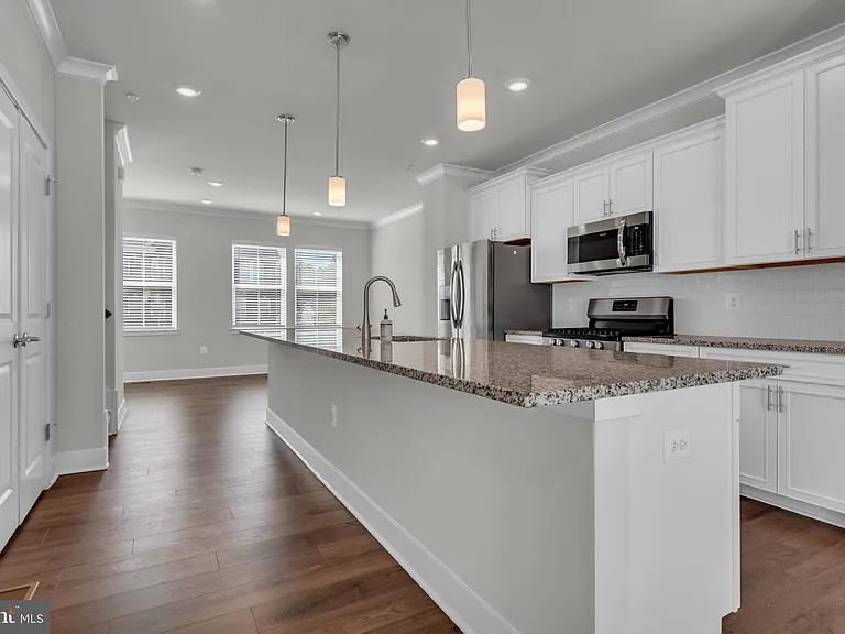 5754 Frederick Douglas Pl — Photo 4