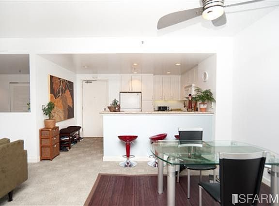 5th image of 260 King St Unit 261
